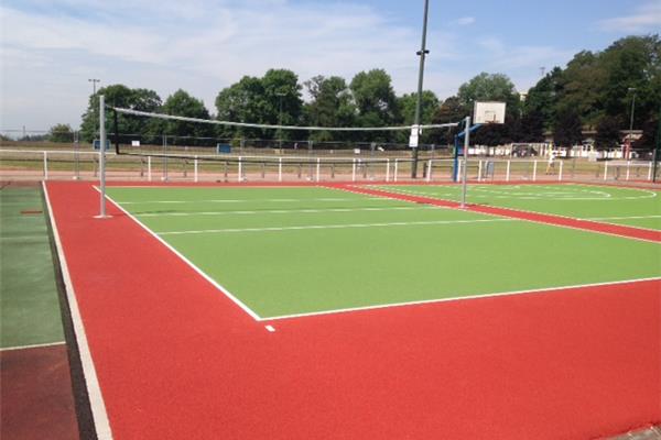 Aménagement terrain multisport en EPDM/PU - Sportinfrabouw NV